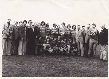 Oude teamfoto van voetbalploeg Vigor Beringen